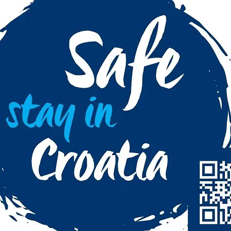 Apartment Lara Deluxe Superior 5 Star Apartment, Your Piece Of Heaven By The Sea & Park Novigrad (Istria)