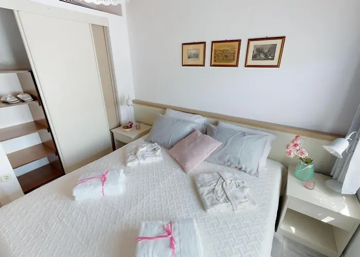 Lara By The Sea & Park *