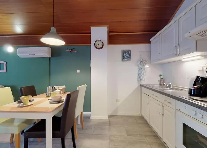 Lara By The Sea & Park Lejlighed